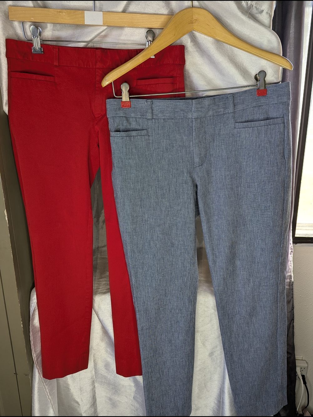 Banana Republic Sloan Fit Skinny in Red & blue Bi-Stretch Slim Ankle (set of 2)